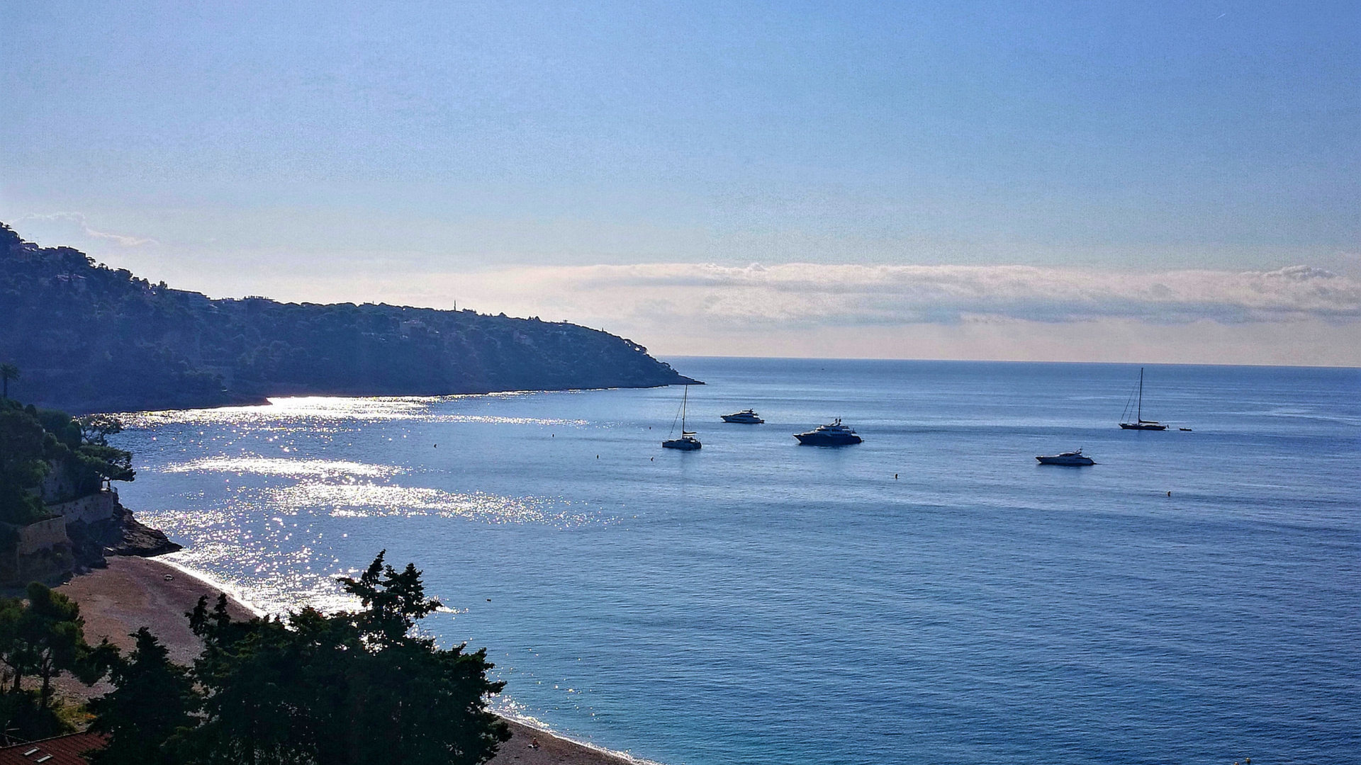 Location Fêtes de Noël 2025 à Roquebrune-Cap-Martin : combien louer votre bien ?