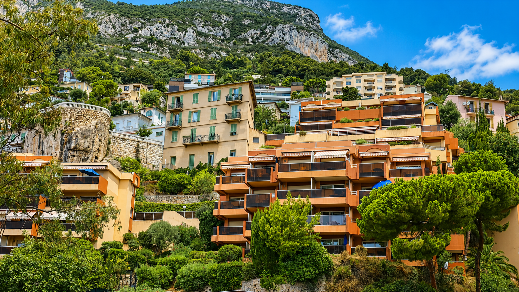 Pourquoi acheter à Roquebrune-Cap-Martin après un séjour estival ?